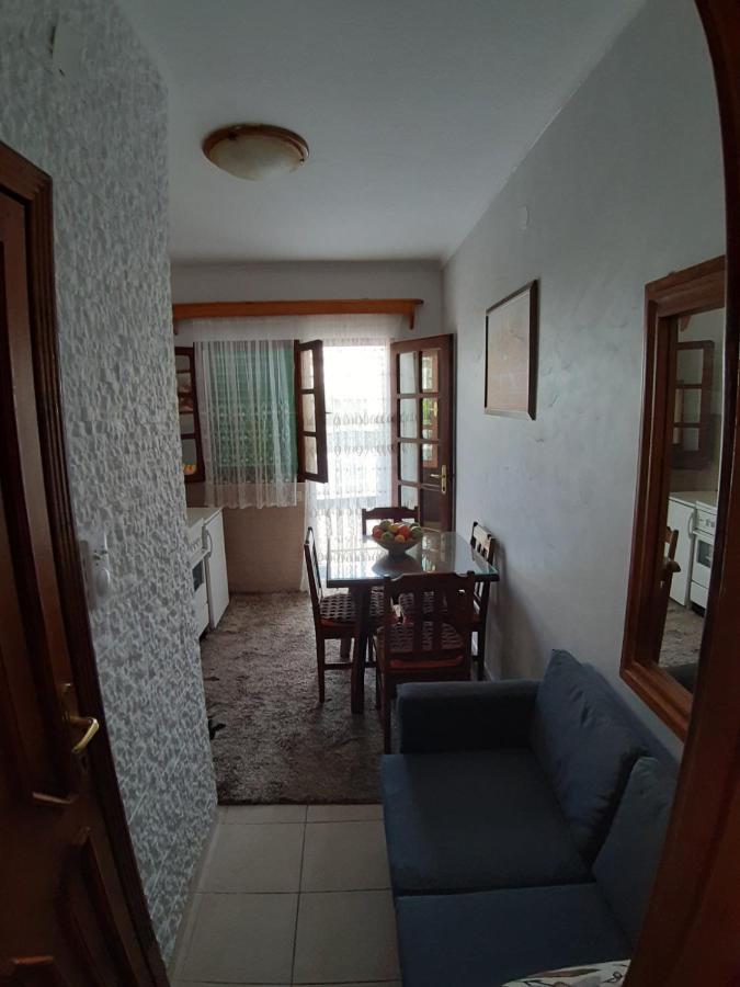 Apartment Ksenija Kotor Eksteriør bilde