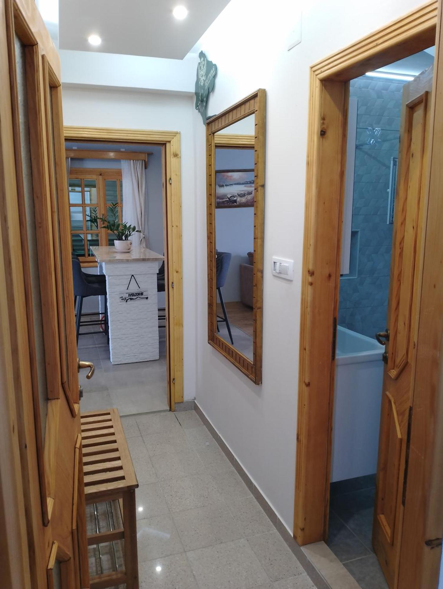 Apartment Ksenija Kotor Eksteriør bilde